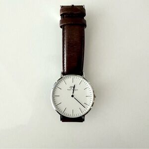 Authentic Daniel Wellington Classic St. Mawes 40mm